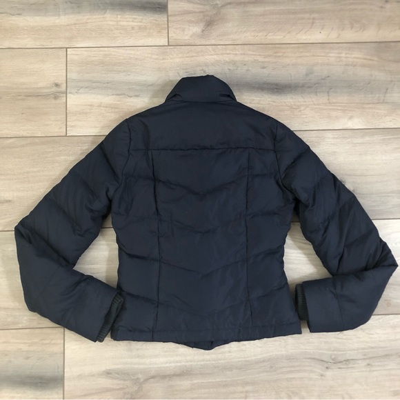 Hollister Women’s Puffer Jacket Size Medium - Picture 2 of 7
